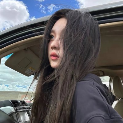 像两滴水